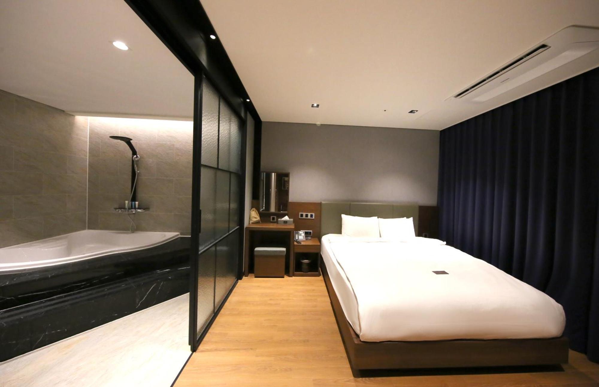 Sea Cruise Hotel Sokcho Esterno foto